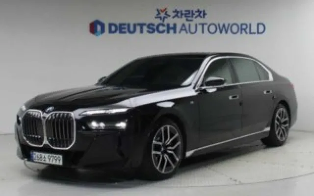 믿을수있는중고차사이트 7시리즈 (G70) 740i sDrive M 스포츠 매물 사진 12 - 2023/02 36,058km