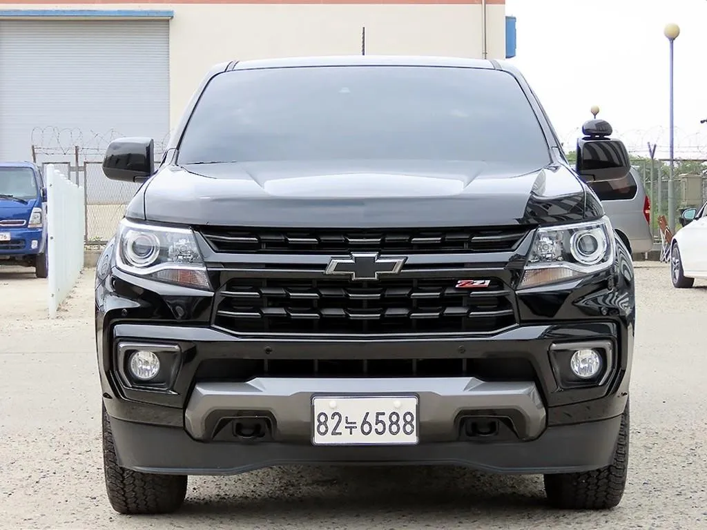 리얼 뉴 콜로라도 3.6 Z71-X 미드나잇 4WD 매물 사진 1 - 2023년 10월 23,589km